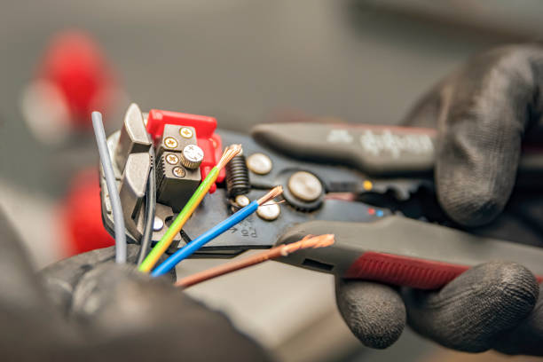 Best Commercial Electrician Services  in Walnutport, PA